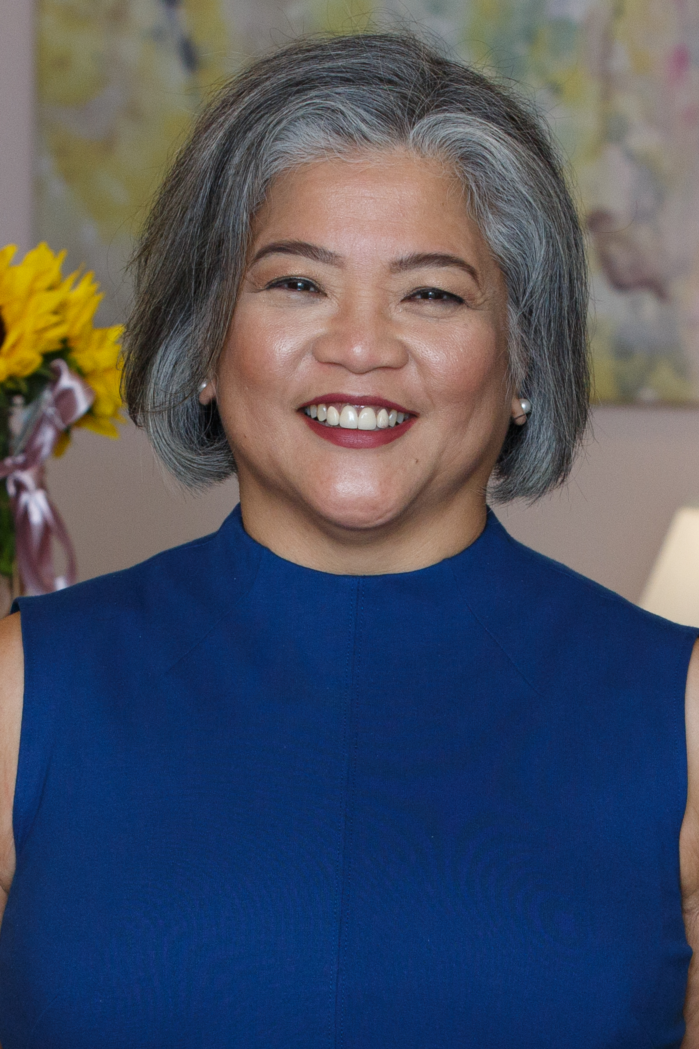 Lourdes Grayson, MD