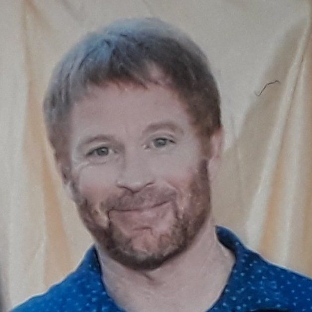 Eric Miklusicak